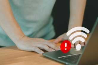 IT Minister Now Blames Telcos for Slow Internet in Pakistan